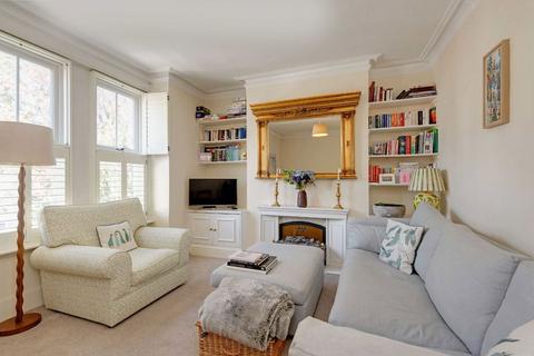 2 bedroom flat for sale, Disbrowe Road, London W6