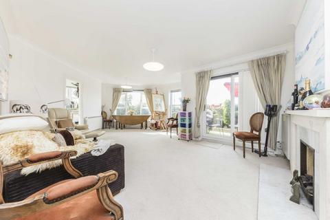 2 bedroom flat for sale, Lower Mall, London W6