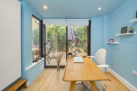 5 bedroom house for sale, Cleveland Avenue, London W4