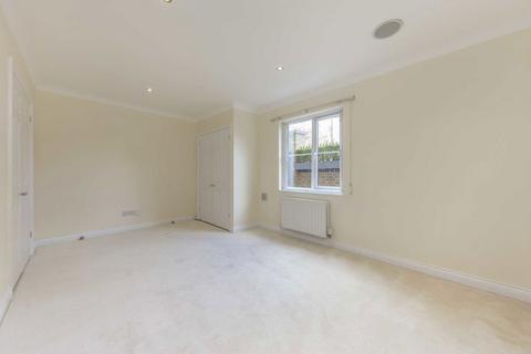 1 bedroom flat for sale, Pumping Station Road, London W4