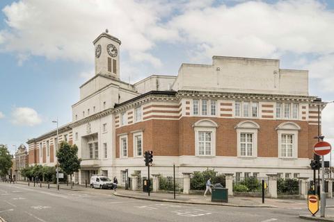 1 bedroom flat for sale, Winchester Street, London W3