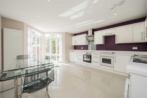 4 bedroom detached house for sale, North Road, Brentford TW8