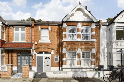 3 bedroom maisonette for sale, Cleveland Avenue, London W4