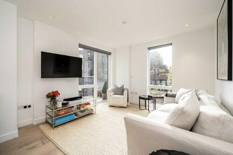 1 bedroom flat to rent, Chiswick High Road, London W4