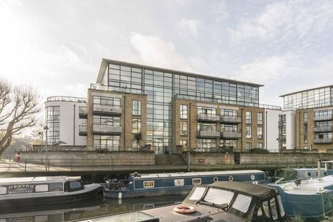 2 bedroom flat to rent, Point Wharf Lane, Brentford TW8