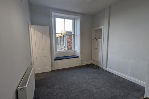 1 bedroom flat to rent, Marionville Road, Edinburgh EH7