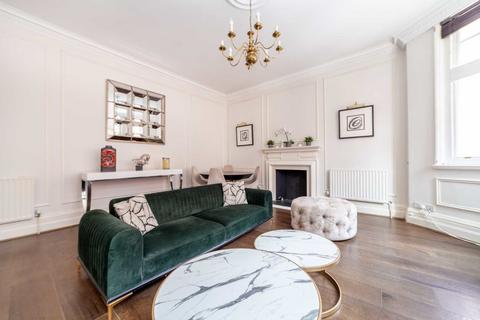 1 bedroom flat for sale, Davies Street, London W1K