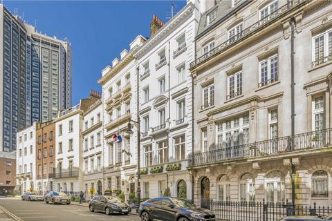 1 bedroom flat for sale, Hertford Street, London W1J