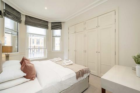 1 bedroom flat for sale, Park Street, London W1K