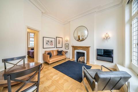 1 bedroom flat for sale, South Audley Street, London W1K