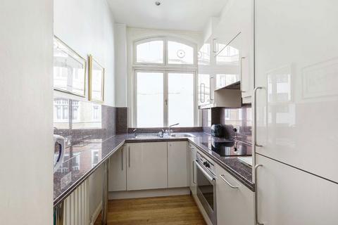 1 bedroom flat to rent, Down Street, London W1J