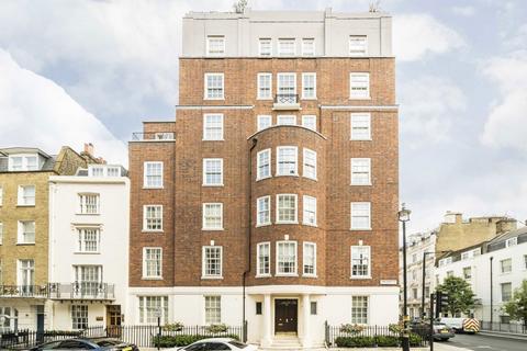 3 bedroom flat for sale, Park Street, London W1K