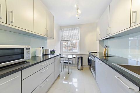 2 bedroom flat to rent, Reeves Mews, London W1K