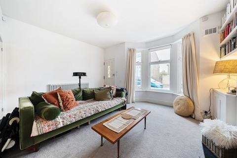 7 Kirk Lane, London, SE18 3AD