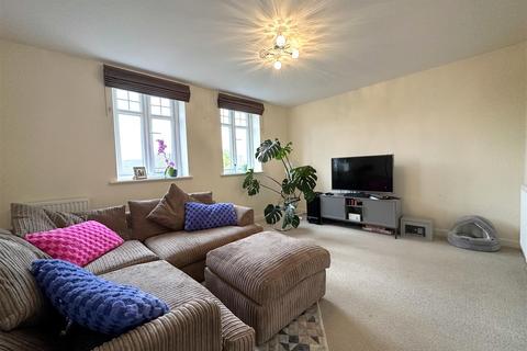 4 bedroom semi-detached house for sale, Restfil Way, Fernwood, Newark