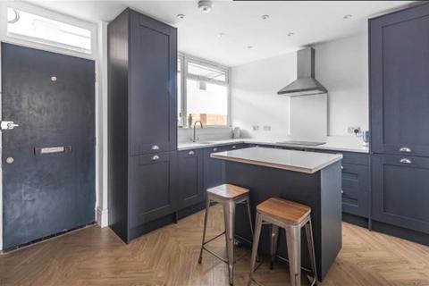 3 bedroom apartment for sale, Elmington Estate, Camberwell, London