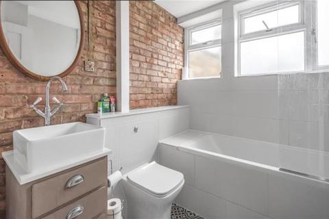 3 bedroom apartment for sale, Elmington Estate, Camberwell, London