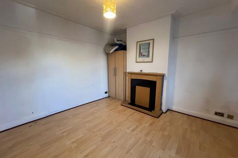 undefined, Ellerdine Road, HOUNSLOW TW3