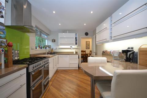 4 bedroom detached house for sale, Hazel Drive, Ferndown