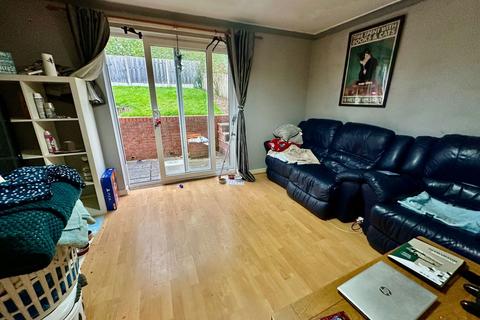 2 bedroom semi-detached house for sale, Magpie Way, Telford TF4