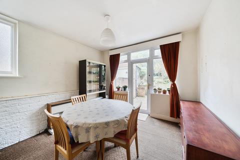 3 bedroom end of terrace house for sale, Colin Crescent, London NW9