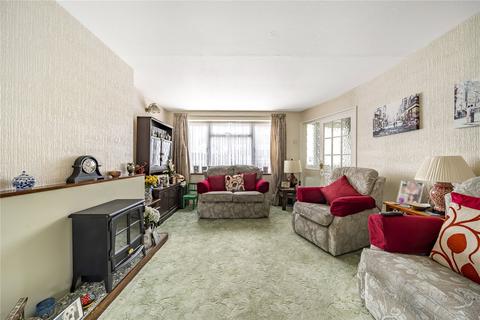 3 bedroom end of terrace house for sale, Bingley Road, Surrey TW16