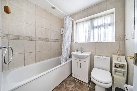 3 bedroom end of terrace house for sale, Bingley Road, Surrey TW16