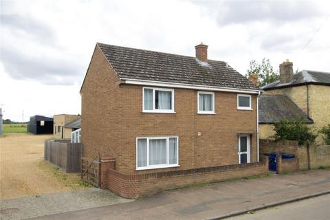 3 bedroom detached house to rent, High Street, Cottenham, Cambridge, CB24