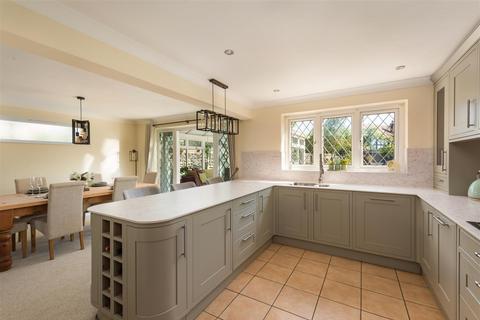 4 bedroom detached house for sale, Chestfield Road, Chestfield, Whitstable