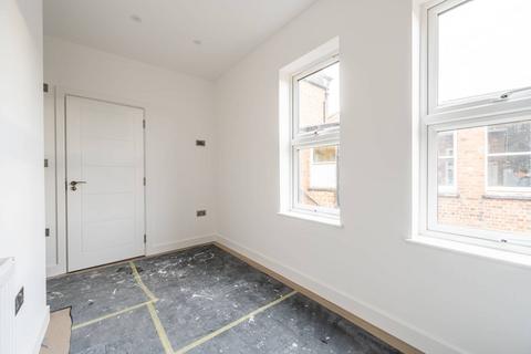 1 bedroom flat to rent, Colney Hatch Lane, Muswell Hill, London, N10