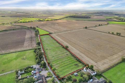 Land for sale, Newark, Lincolnshire