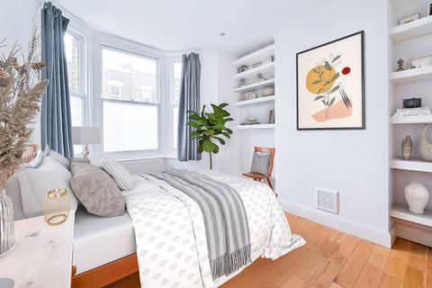 2 bedroom flat for sale, Tintern Street, Brixton, London, SW4