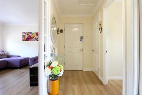 2 bedroom flat for sale, Postern Close, York, YO23