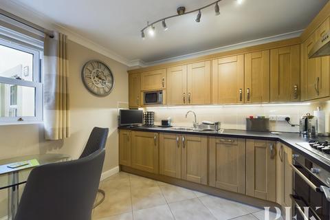 2 bedroom apartment for sale, Howrahs Court, Keswick CA12