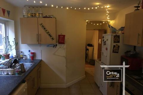 5 bedroom terraced house to rent, Forster Road, SOUTHAMPTON SO14