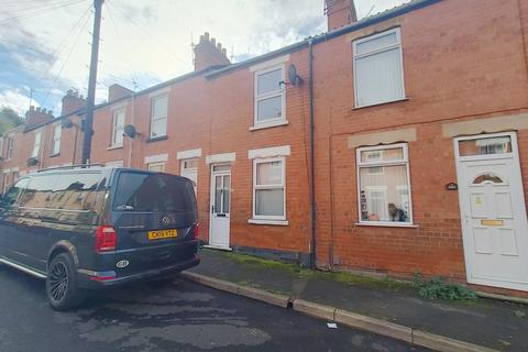 2 bedroom terraced house to rent, Victoria Street, Grantham NG31