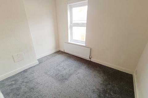 2 bedroom terraced house to rent, Victoria Street, Grantham NG31