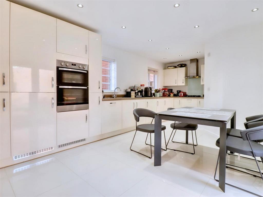 Kitchen/breakfast room