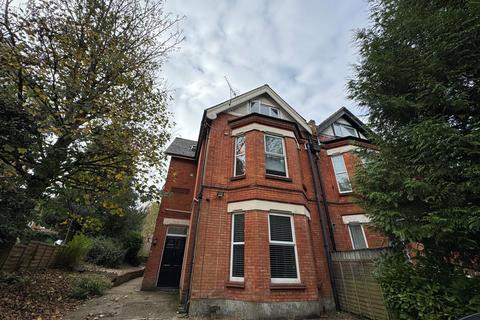 2 bedroom ground floor flat to rent, Suffolk Road, Bournemouth, BH2