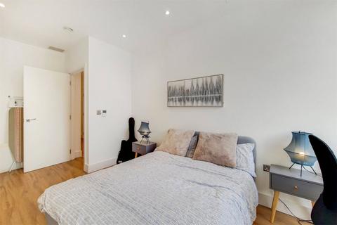 2 bedroom apartment for sale, West Gate, Hanger Lane, W5