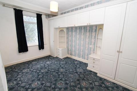11 Lodge Road, Wallington, SM6 0TZ