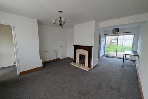 3 bedroom house to rent, 8 Westmill Road, Newport