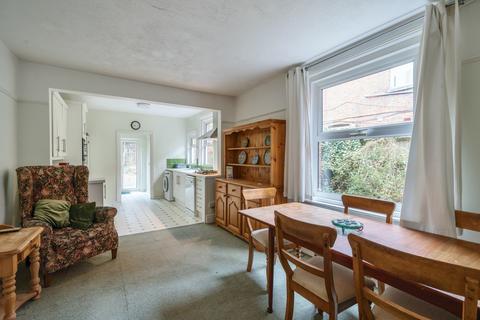 53 Highfield Crescent, Southampton, SO17 1SG