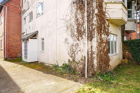 1 bedroom flat for sale, Howard Road, Shirley, Southampton, Hampshire, SO15