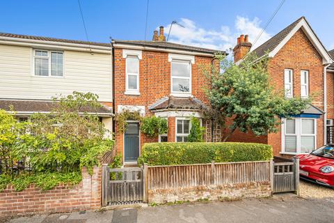 4 Macnaghten Road, Southampton, SO18 1GJ