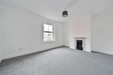 5 Howards Grove, Shirley, Southampton, SO15 5PR