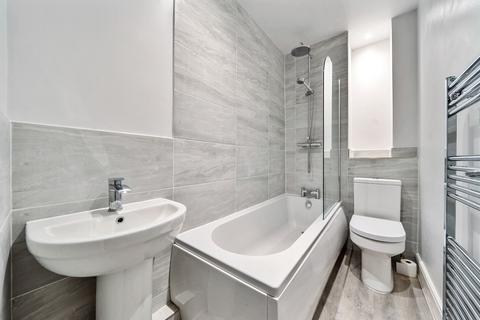 5 Howards Grove, Shirley, Southampton, SO15 5PR