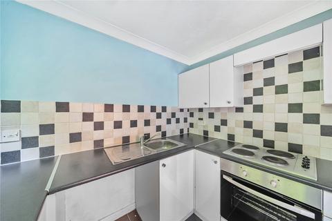 1 bedroom flat for sale, Bracklesham Close, Sholing, Southampton, Hampshire, SO19