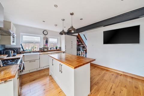 3 bedroom semi-detached house for sale, Bath Road, Bitterne Village, Southampton, Hampshire, SO19