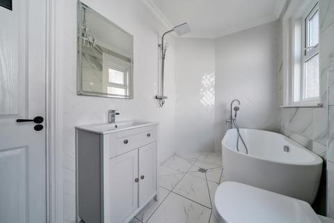 88 Bishops Road, Itchen, Southampton, SO19 2FE